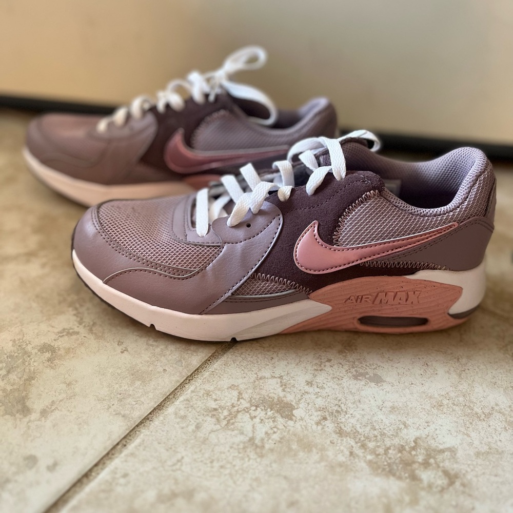 Nike Air Max 90 size 6.5y